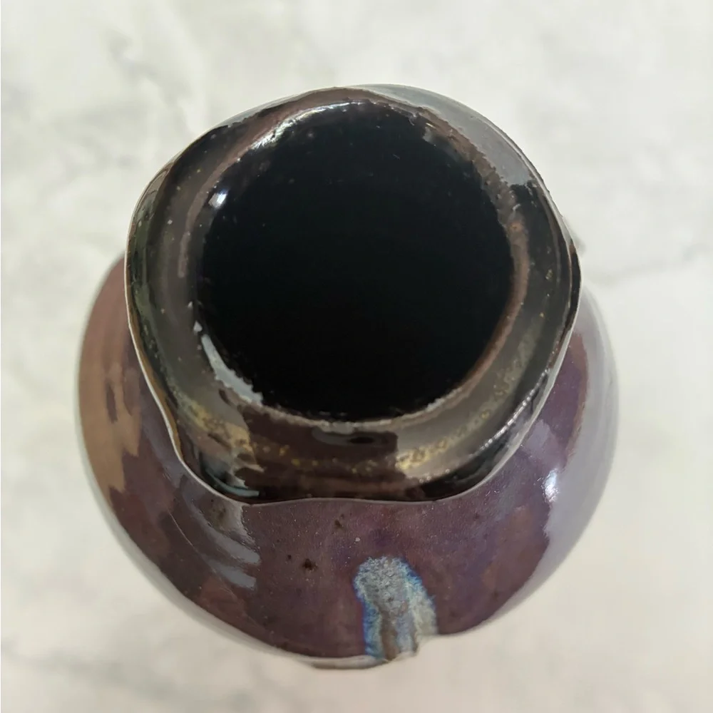 CK JORDAN Studio Pottery Hand Crafted Vase with Stunning Glaze. Signed by Artist